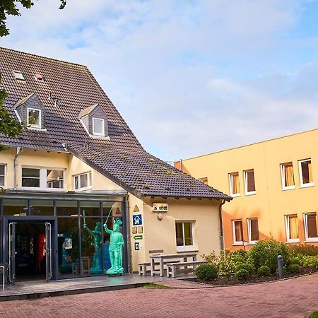 Jugendherberge Детмольд Экстерьер фото
